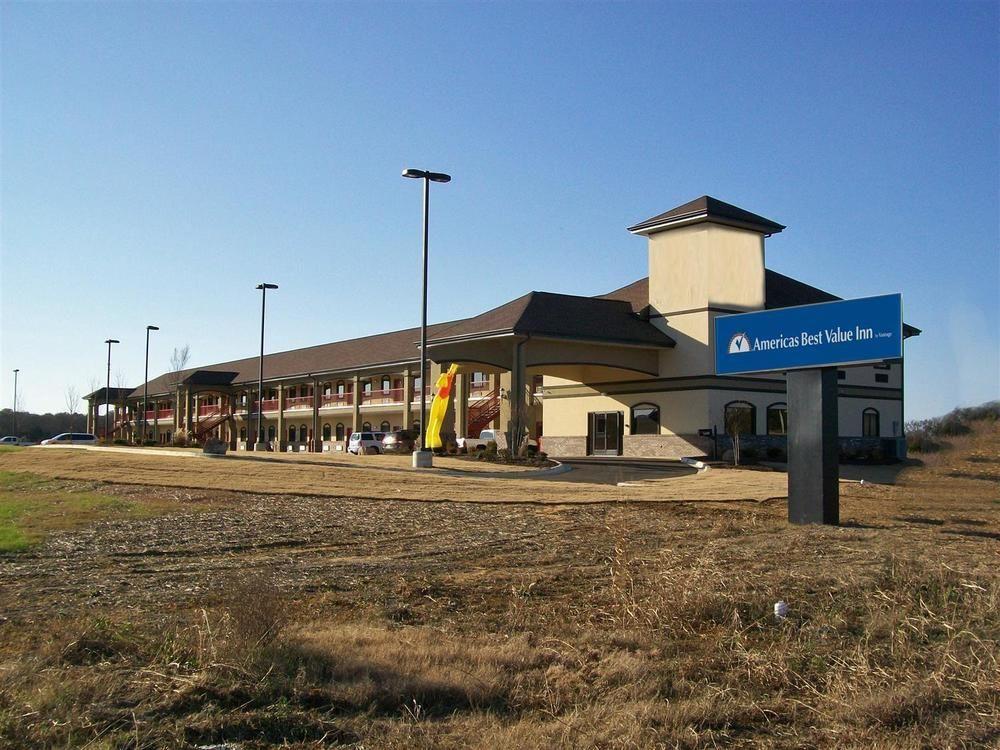 Americas Best Value Inn Tupelo Exterior photo